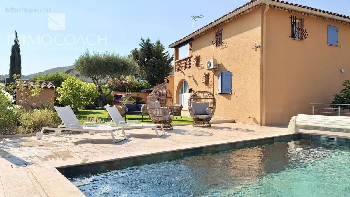 Charmante villa avec piscine, garage domaine de Valcros - photo 6