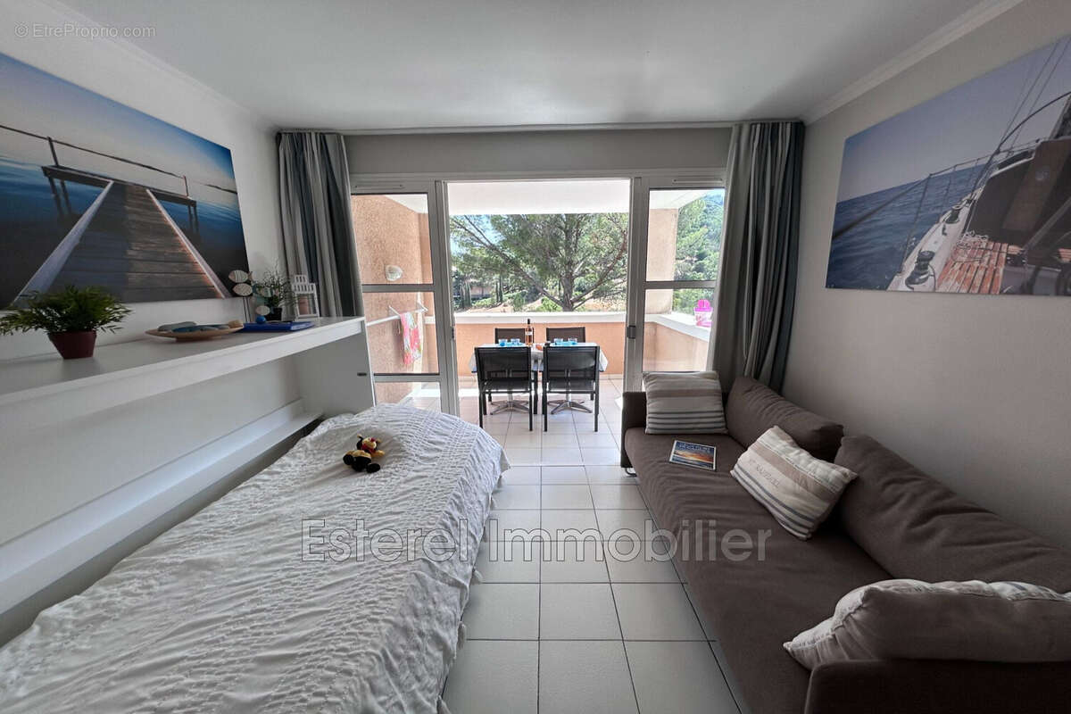 Appartement 27 m² à Saint-Raphael  - photo 7