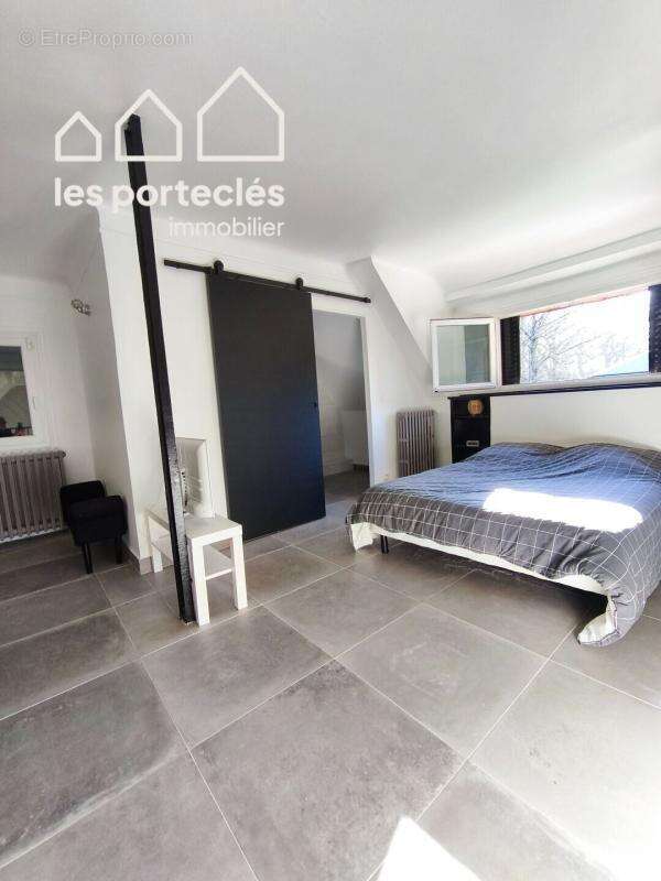 Maison à LOUVECIENNES