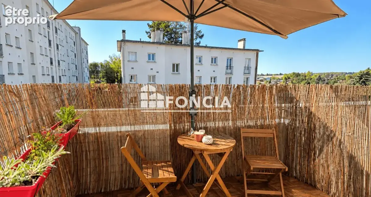 Duplex t3 avec grand balcon – bords de vienne - photo 2