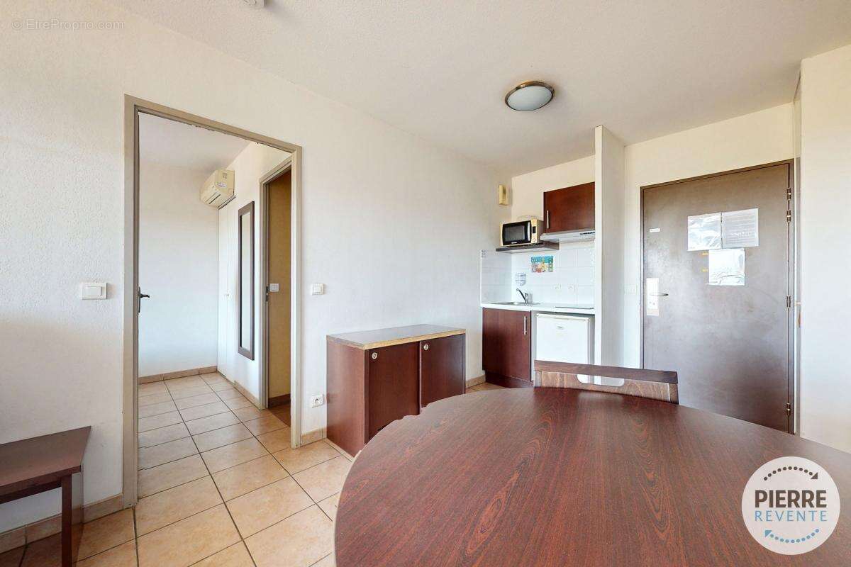 Appartement à SIX-FOURS-LES-PLAGES