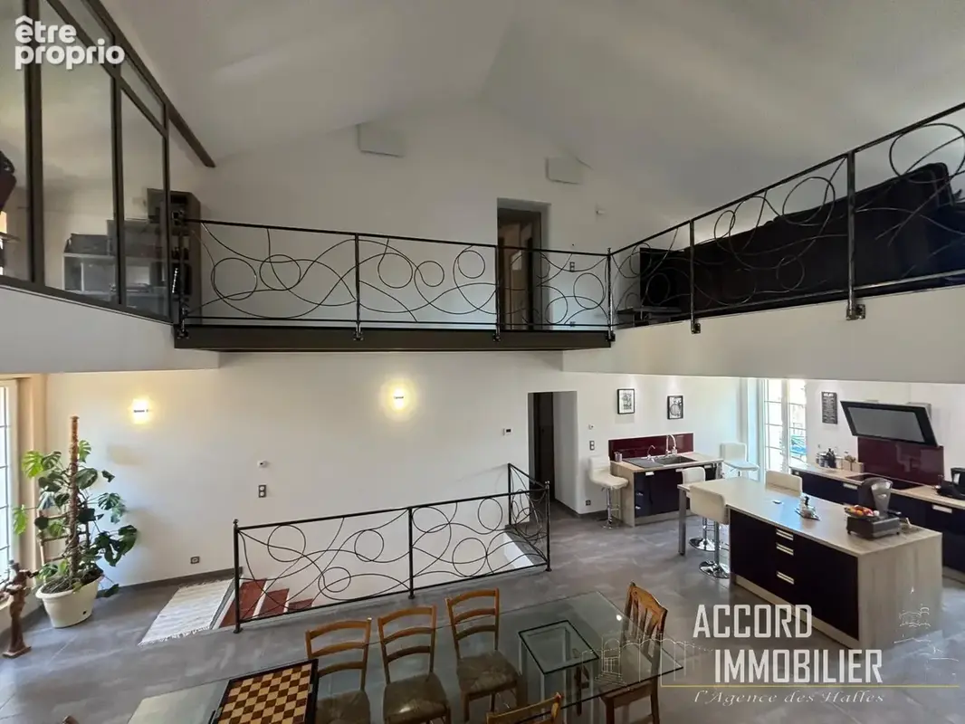 Puisserguier!! Superbe maison de 278 m2 avec piscine et  appartement T3  indépendant - photo 4