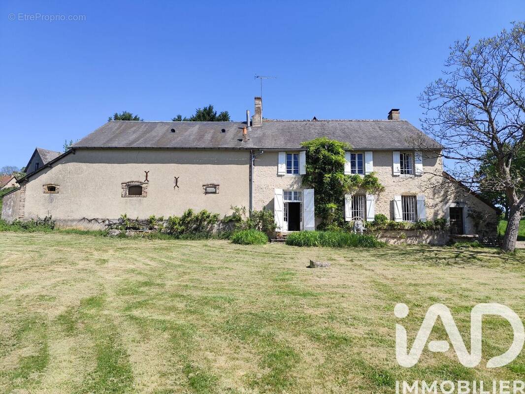 Photo 1 - Maison à CHATILLON-EN-BAZOIS