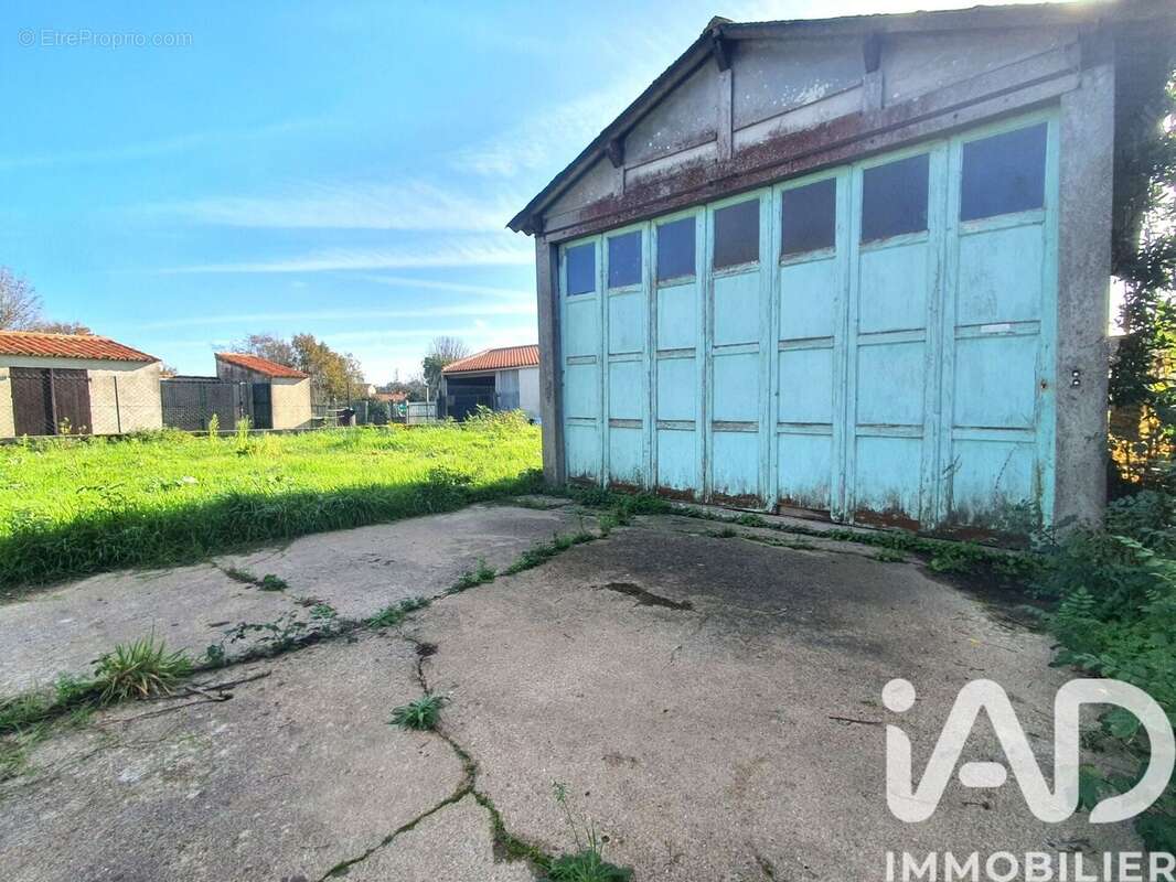 Photo 4 - Terrain à LE CHAMP-SAINT-PERE