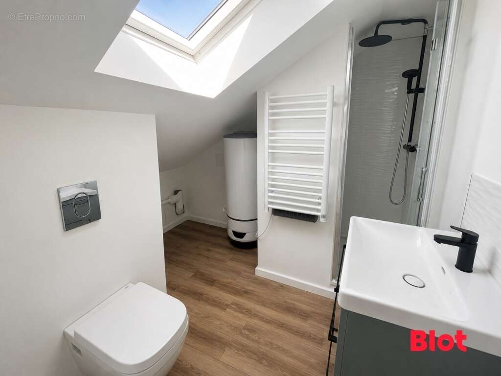 Appartement 39 m² à Chartres-De-Bretagne  - photo 4