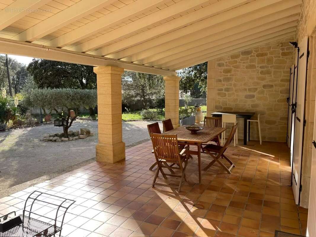 Maison à BAGNOLS-SUR-CEZE