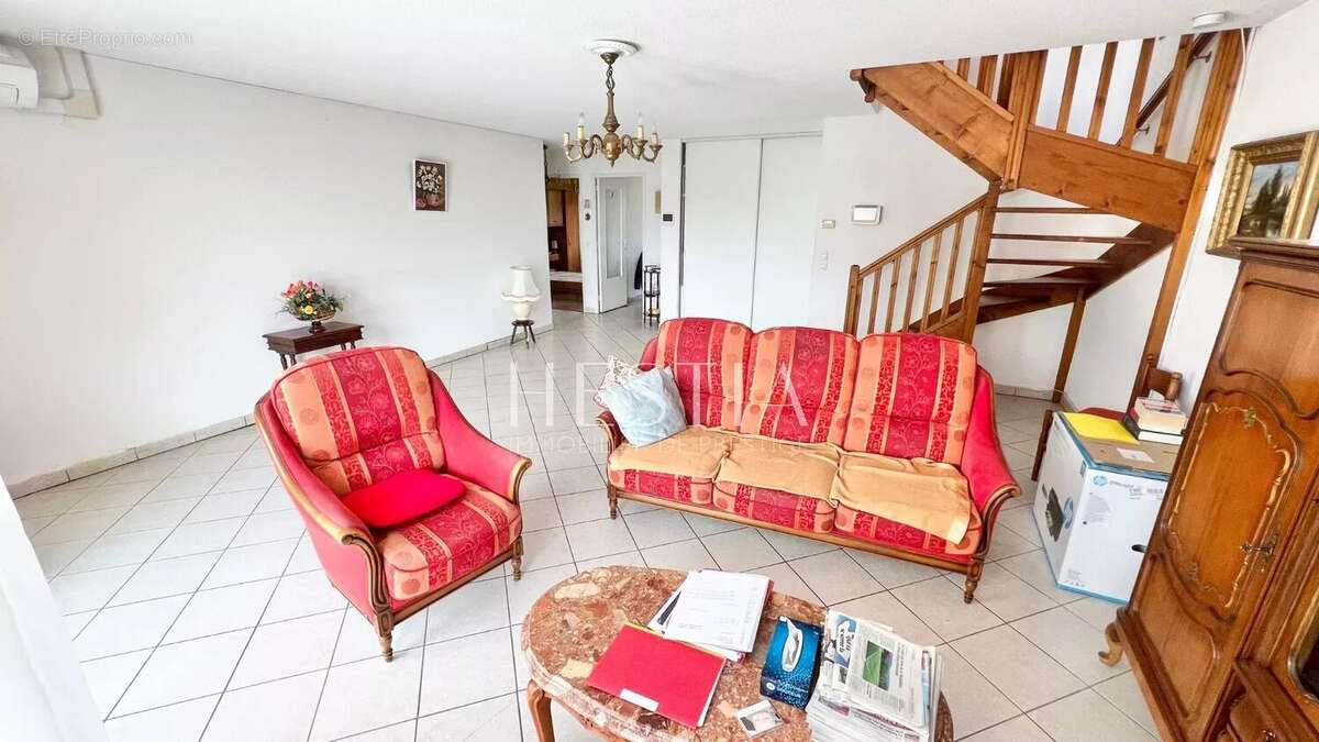 Appartement à LE BOURGET-DU-LAC