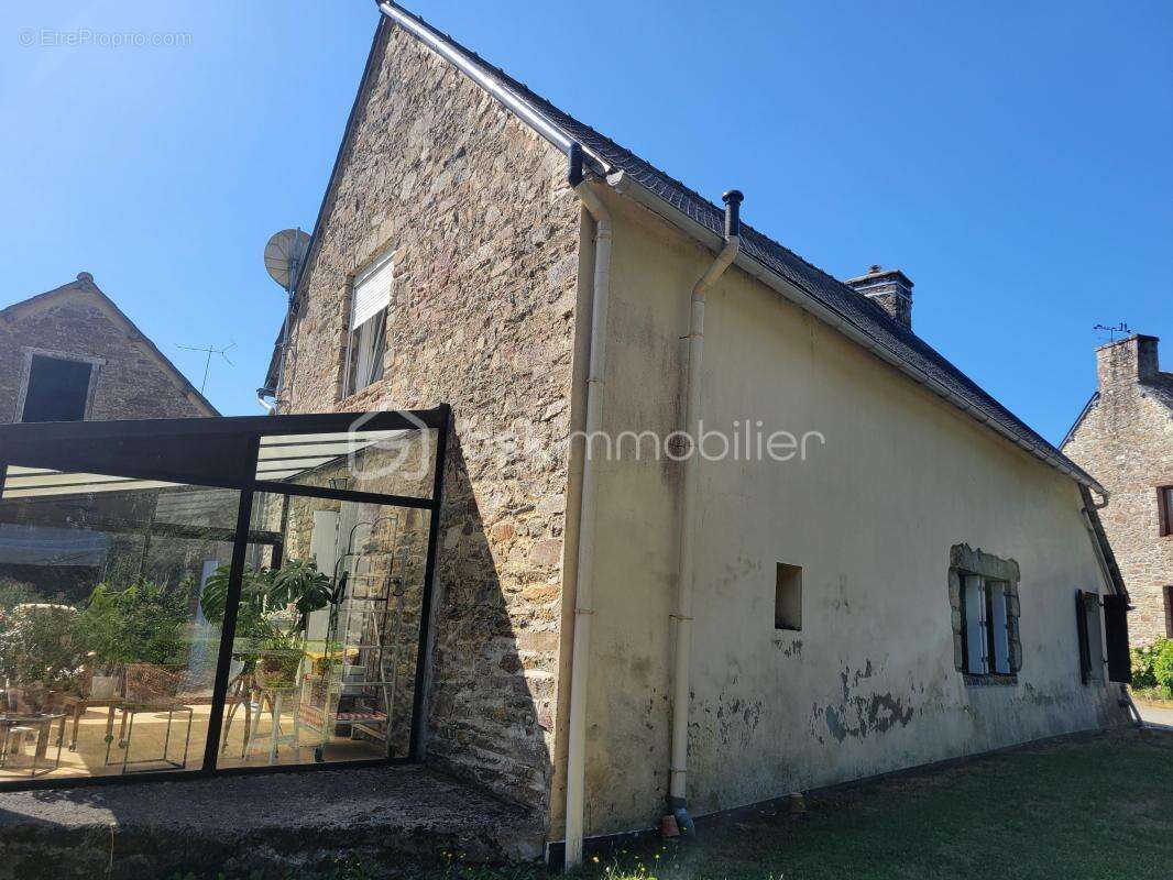 Coup de cœur assuré pour cette authentique maison en pierre - photo 14