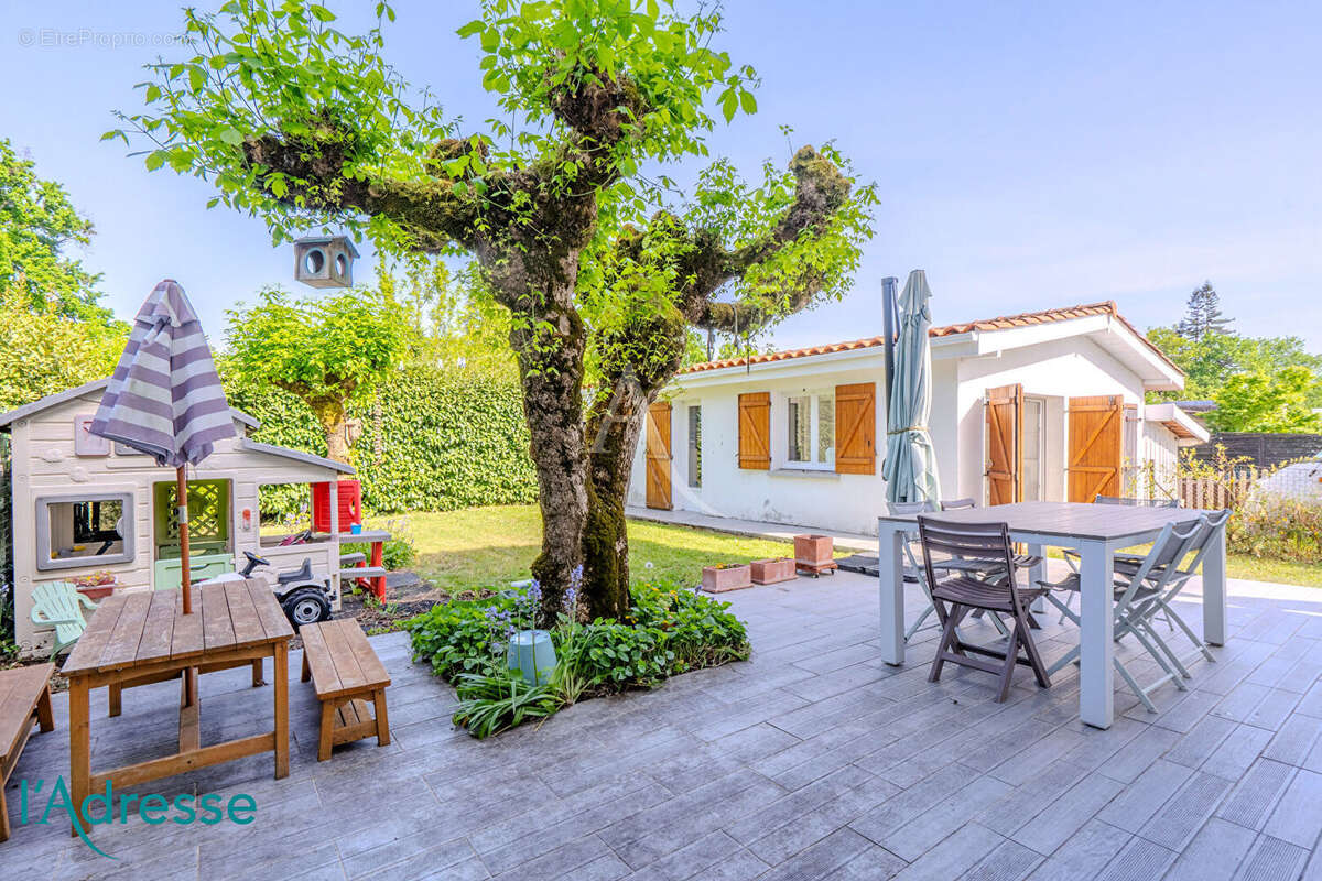 Maison à GRADIGNAN