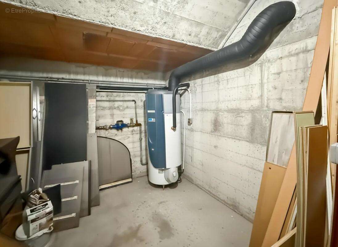 Appartement à YZEURE