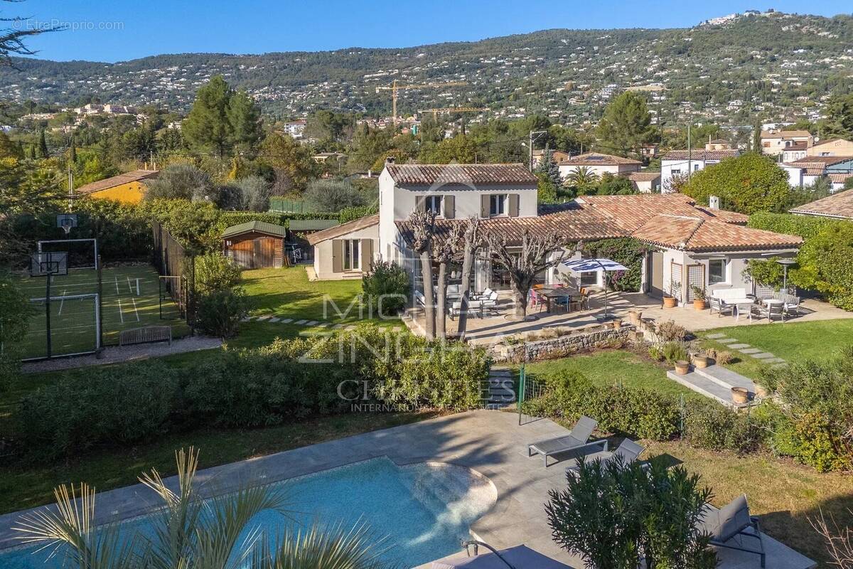 Maison à PEYMEINADE