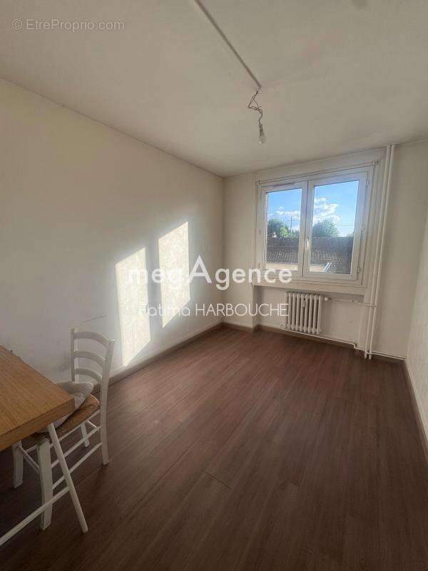 À Vendre : Appartement T3 – 56 m² – Le Chambon-Feugerolles - photo 9