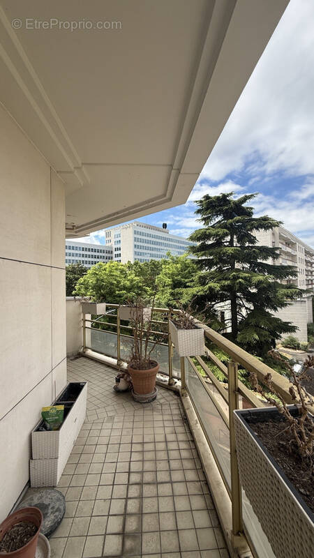 Appartement à LEVALLOIS-PERRET