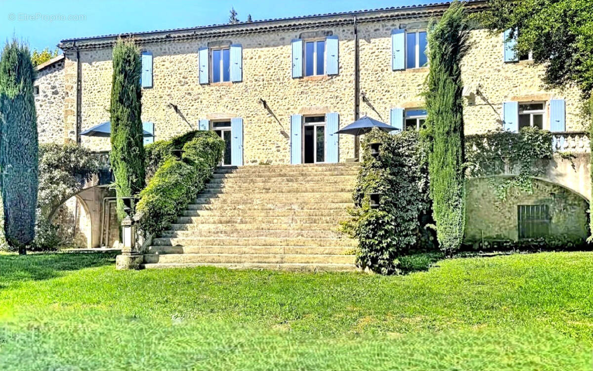 Maison à PONT-DE-LABEAUME