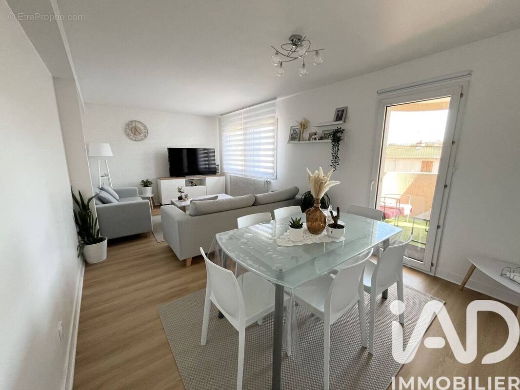 Photo 1 - Appartement à RIVE-DE-GIER