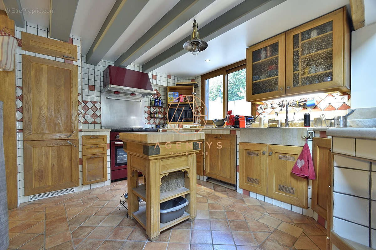 Maison 175 m² à Champigny-Sur-Marne  - photo 8