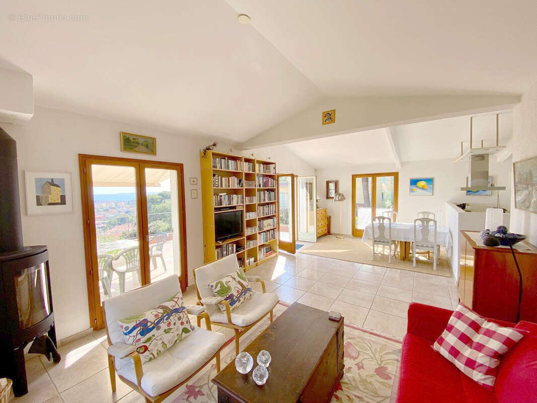 Appartement à CAGNES-SUR-MER