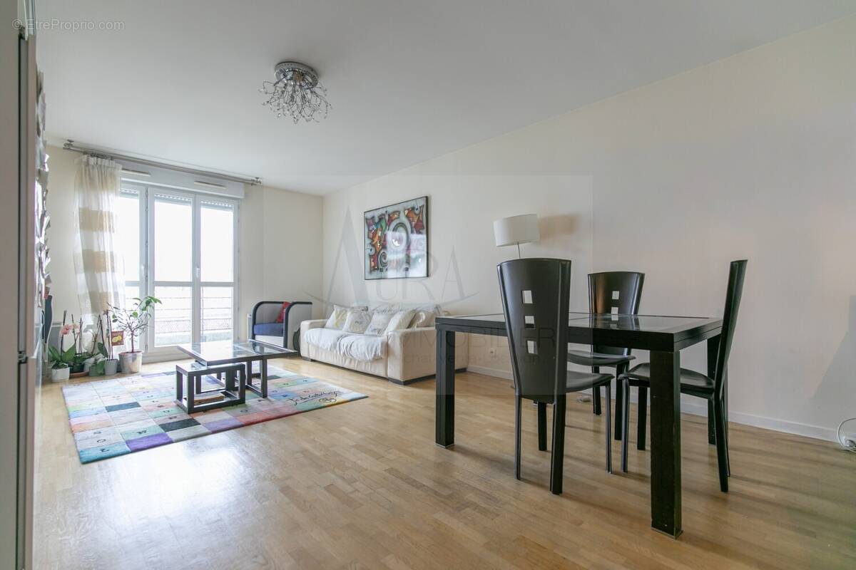 13032026-IMG_0002 - Appartement à LES LILAS