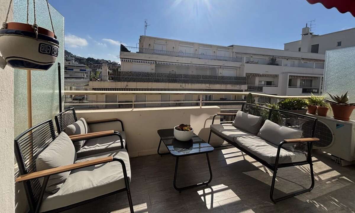 Appartement à CANNES