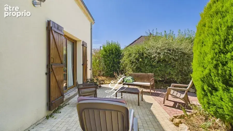 Maison 209 m² à Saint-Gervais-En-Belin  - photo 77