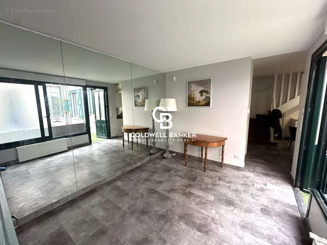 Maison à LE VESINET