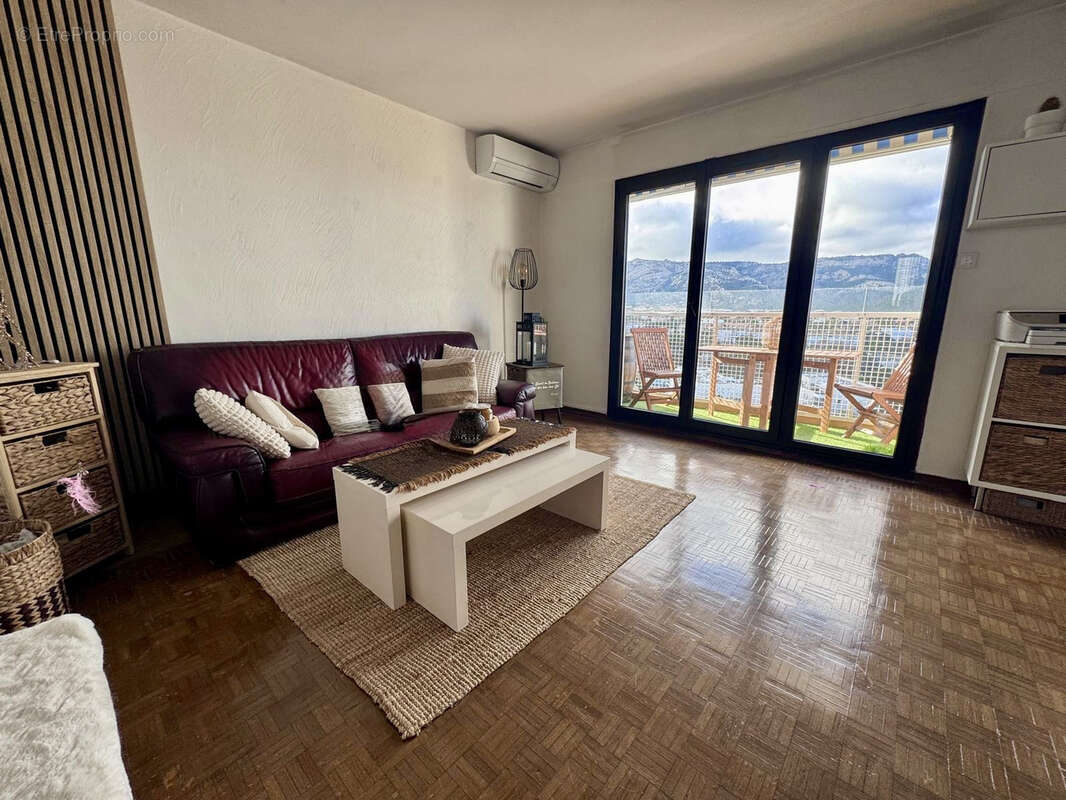 Appartement à MARSEILLE-9E