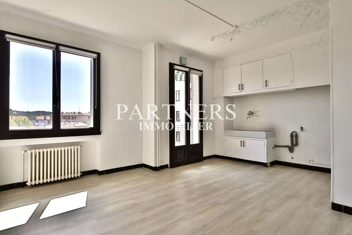 Appartement à AIX-EN-PROVENCE