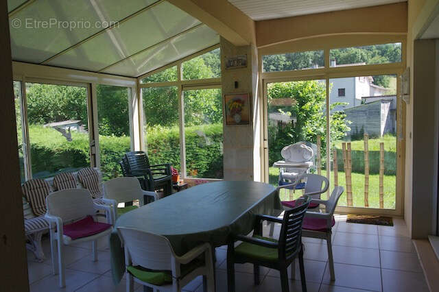 Maison à ESPALY-SAINT-MARCEL