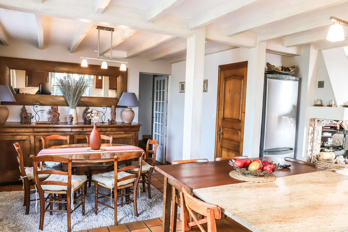 Maison à VAUX-SUR-MER