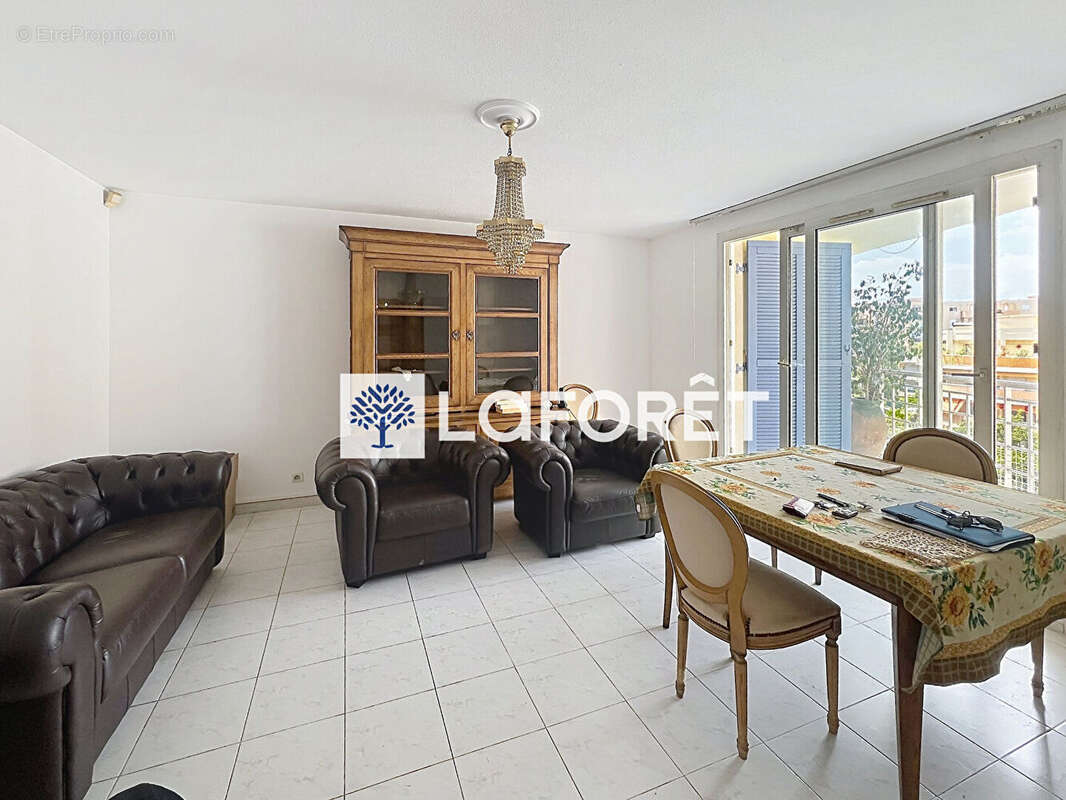 Cagnes-sur-mer  hippodrome  3 pièces 61,60 m²   terrasse  vue mer - photo 6