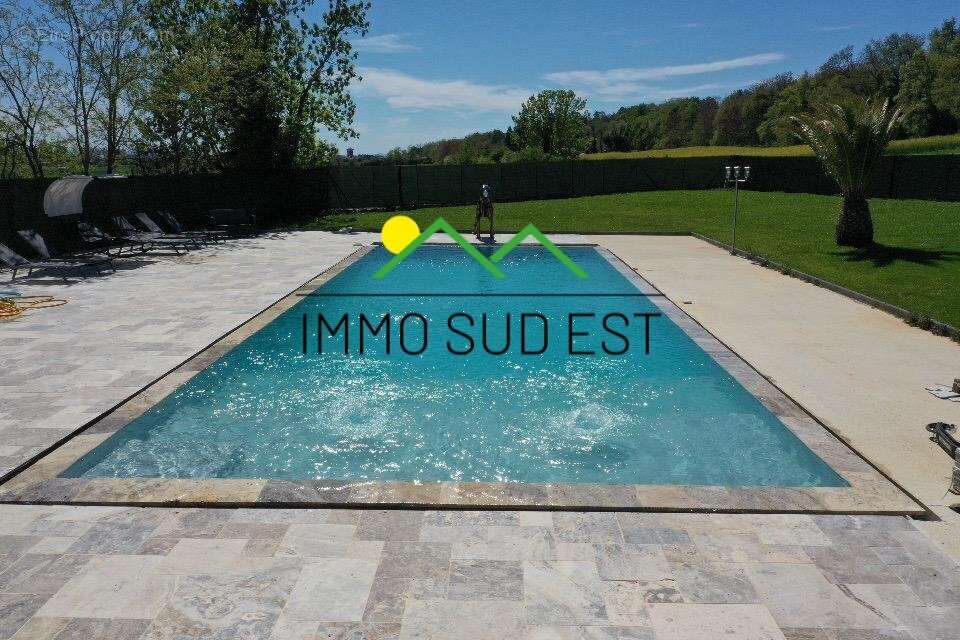 Maison à SAINT-MARCEL-LES-VALENCE