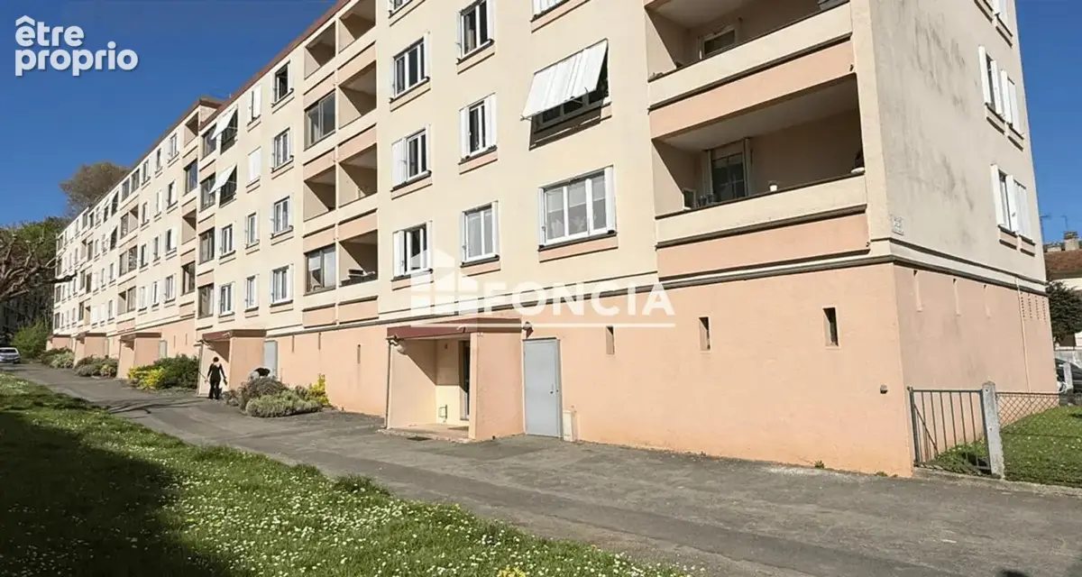 Appartement traversant 4 pièces 70 M2 - photo 1