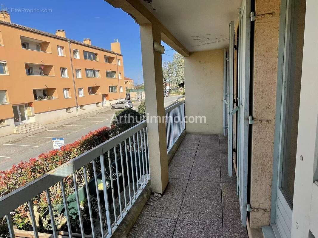 Appartement à COGOLIN