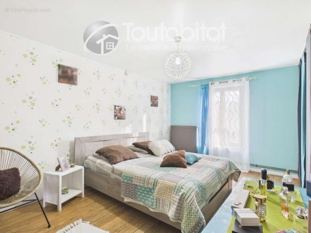 Maison à CHAUMONT-PORCIEN