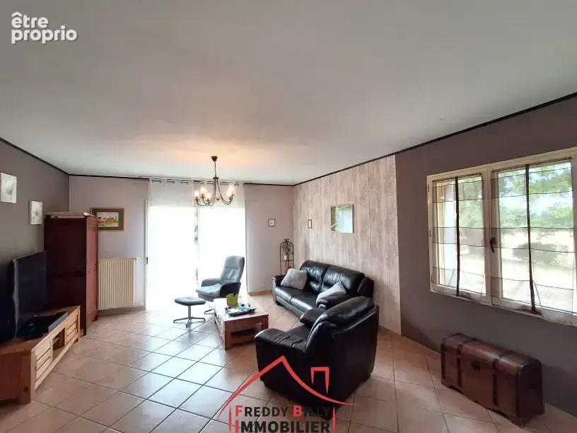Pavillon plain pied 3 ch + sous-sol + grand bâtiment sur 10088 m2 - photo 20