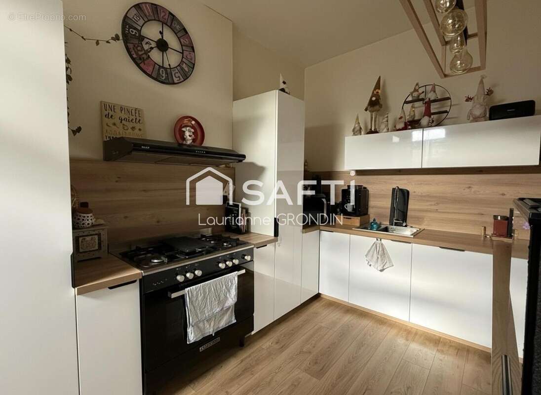 Photo 3 - Maison à SAINT-JEAN-D'ANGELY