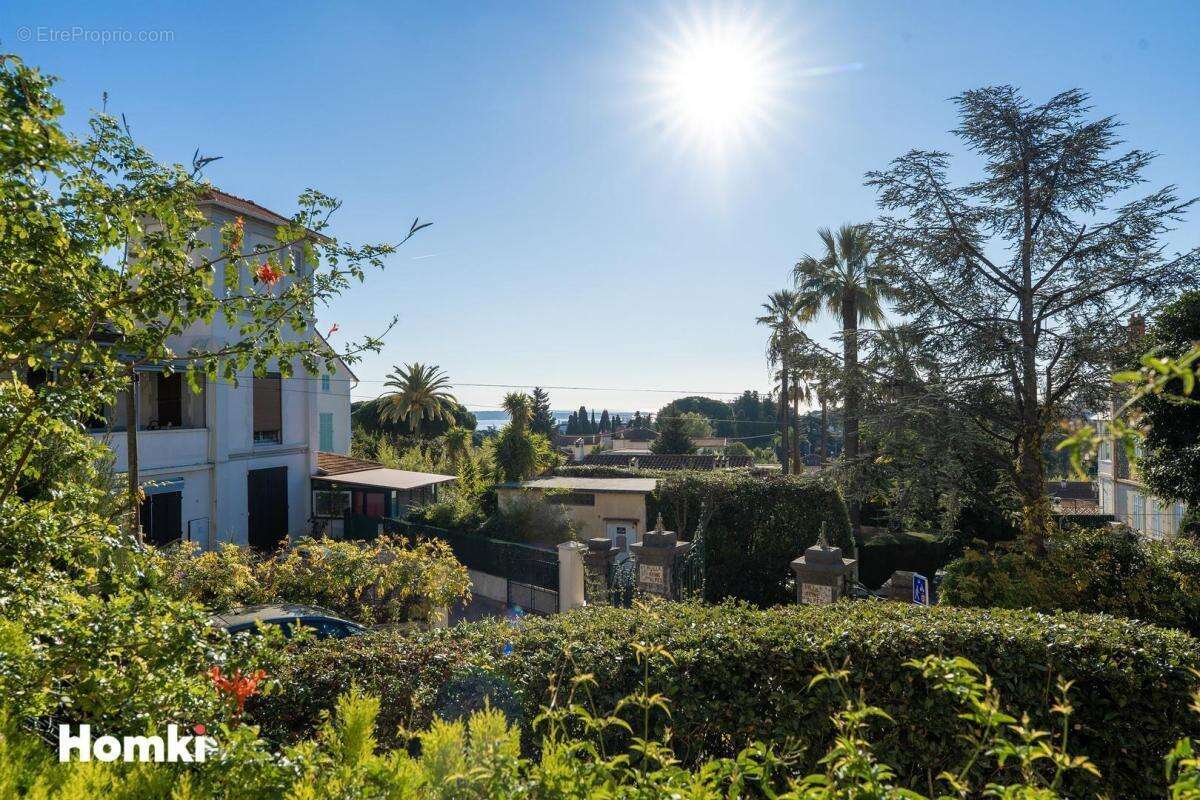 Appartement à CANNES