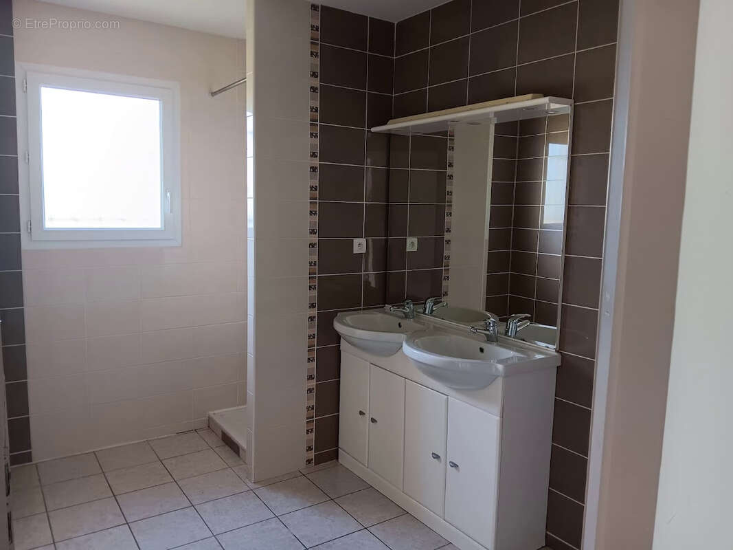 Maison à LA SALVETAT-BELMONTET