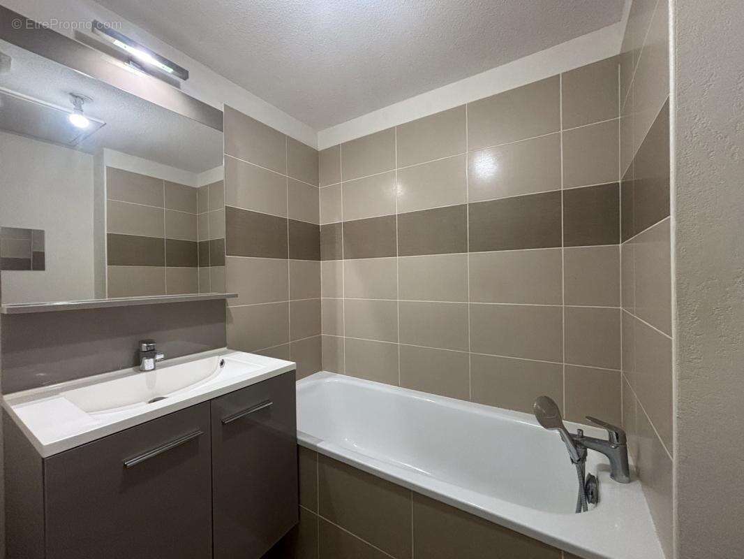 Appartement à GAGNAC-SUR-GARONNE