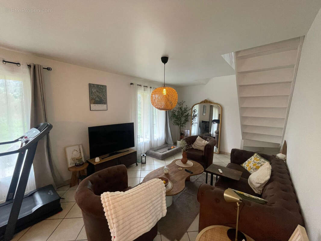 Maison à SAUVETERRE