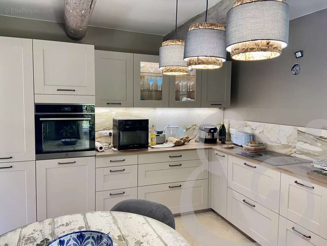 Maison à PLAN-D'ORGON