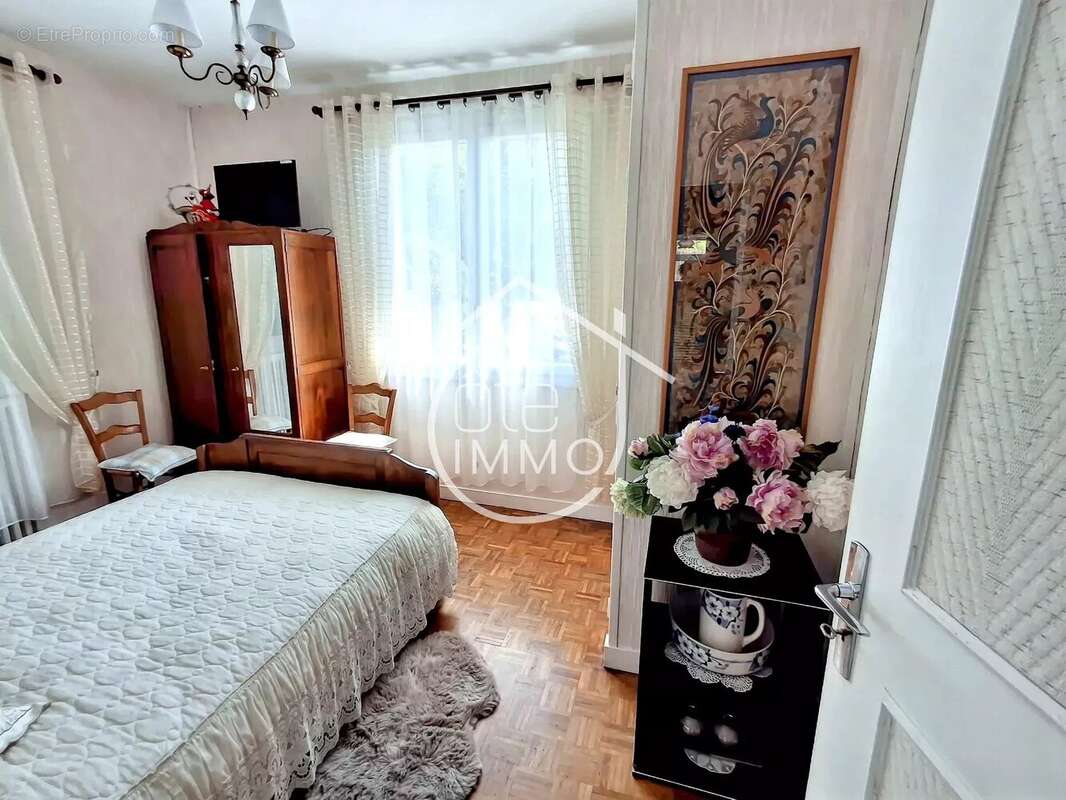 Maison à MOULEYDIER