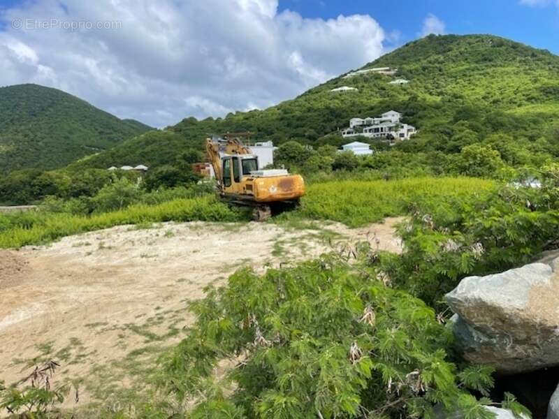 Terrain à SAINT-MARTIN