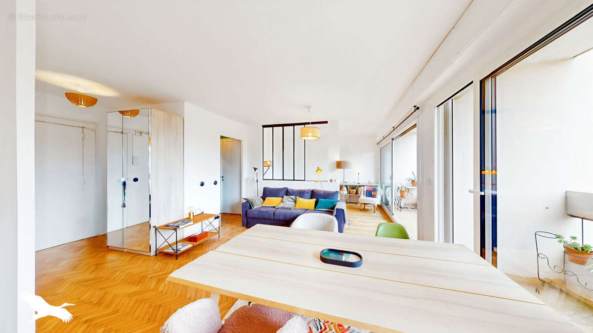 Appartement à MARSEILLE-9E