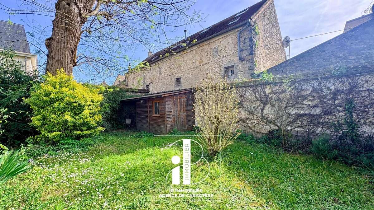 Maison à FONTAINEBLEAU