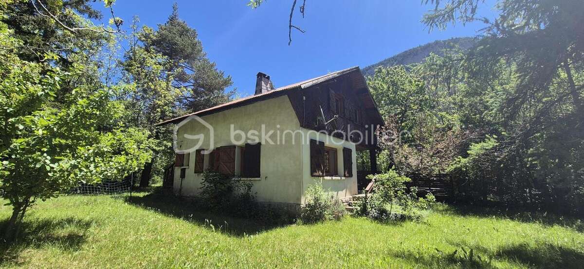 Maison à VILLARS-COLMARS