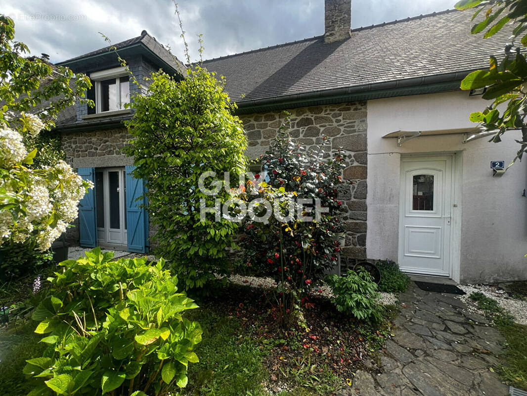 Maison à LE TRONCHET