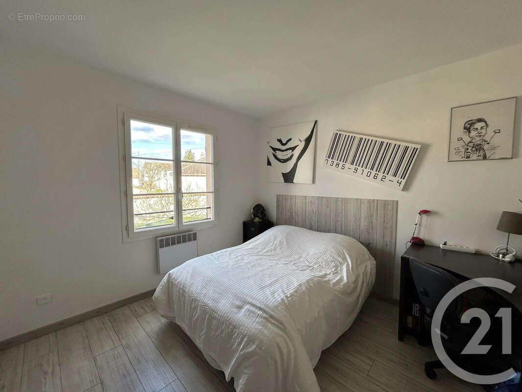 Maison à VULAINES-SUR-SEINE