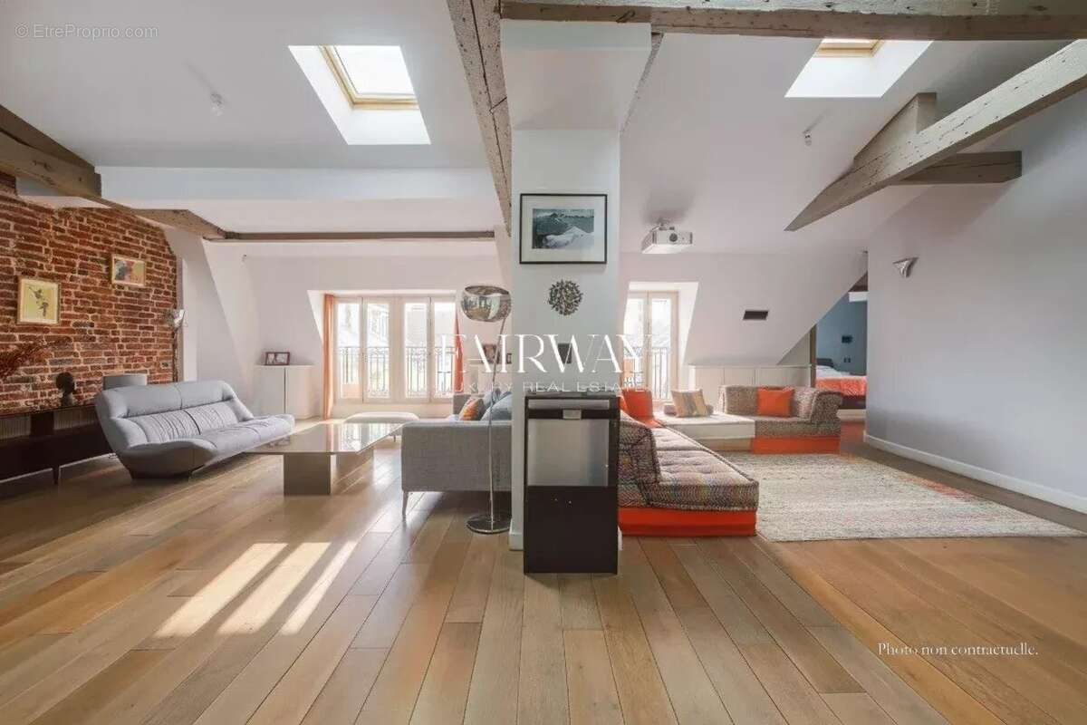 Appartement à PARIS-17E