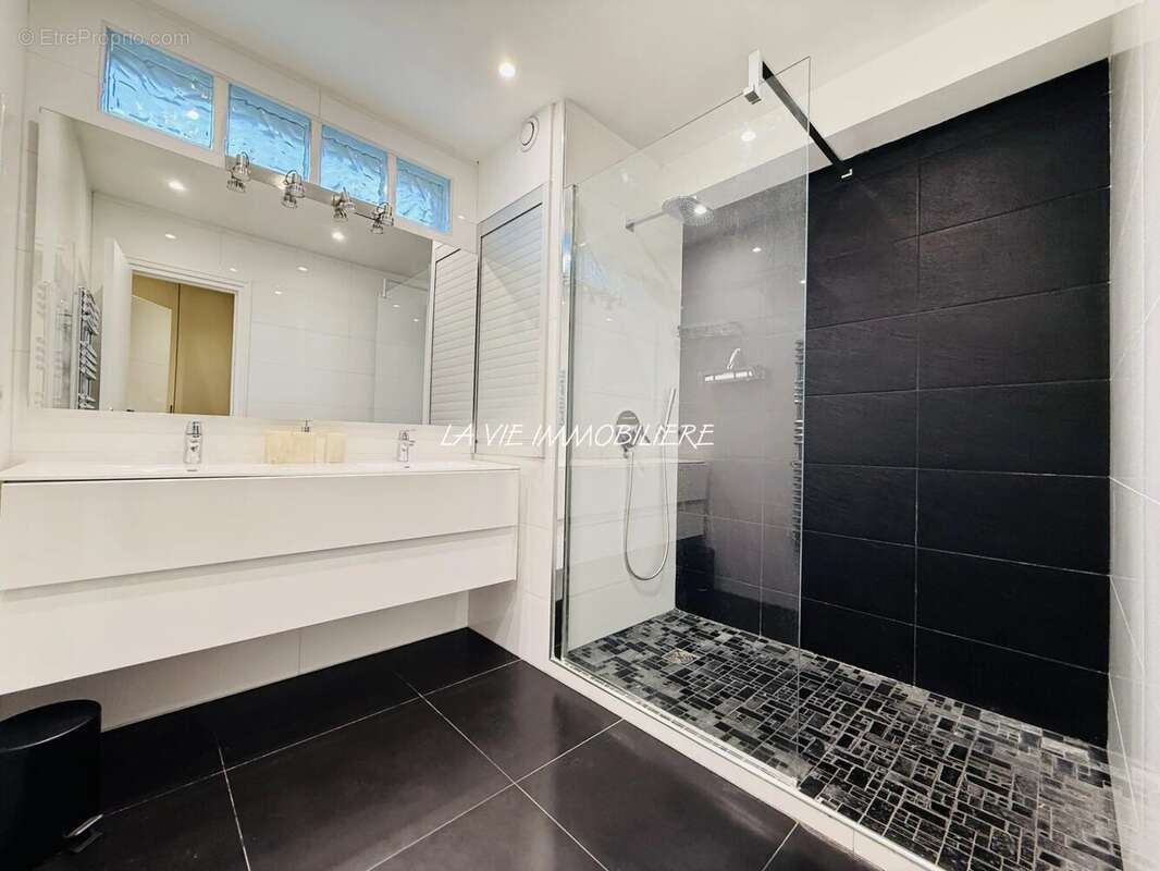 Appartement à SAINT-MANDE